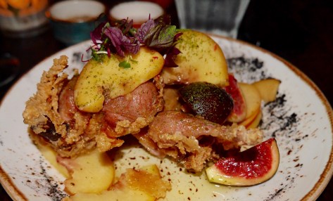 Crispy Quail, Peach & Fig Salad